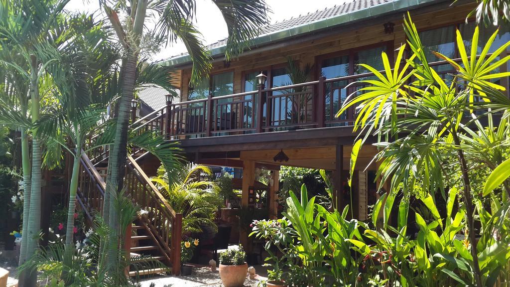 Liam'S Guesthouse Adults Only Chiang Mai Exterior photo